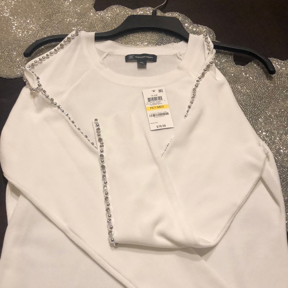 NEW glam Sweater top